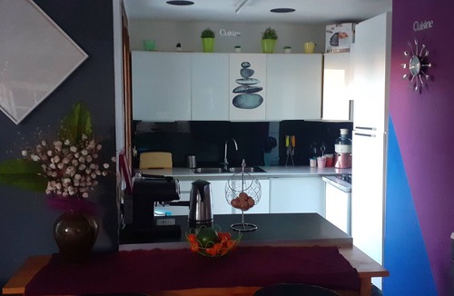 Lognes Apartment | 3 bedroom apartment, large living room, garden and terrace