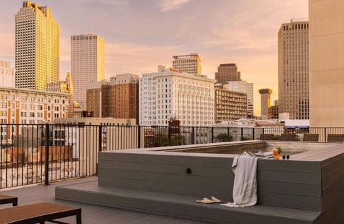 French Quarter Bed & Breakfast | 3 Bedroom Apartment, French Quarter, Near Superdome, Bourbon & Canal St