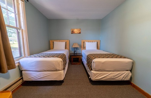 Cass Lake Cabin | 3-bedroom cabin at Cass Lake Lodge Cabin 3