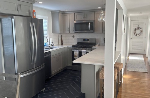 Falmouth Cottage | 3-bedroom cottage in Falmouth with AC - 500 Feet from the beach!