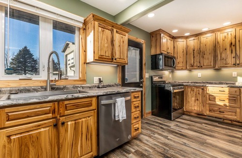 Apple River House | 3 Bedroom, Cozy Home at ACL