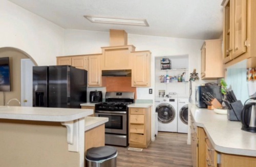 Perris House | 3-bedroom house , Elvia’s country style .