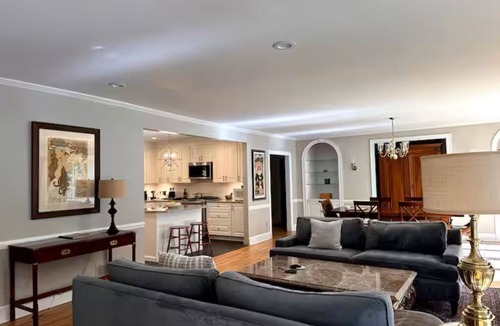 Garrison House | 3-bedroom house in wonderful Owings Mills with AC