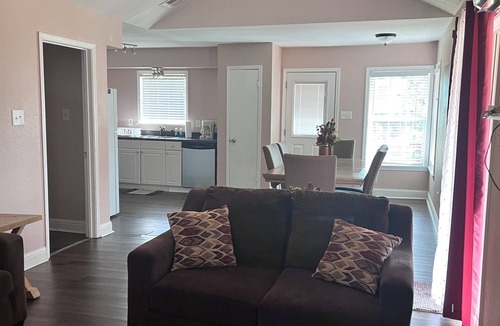 Shoreline Park House | 3-bedroom house on a canal in charming Bay St. Louis