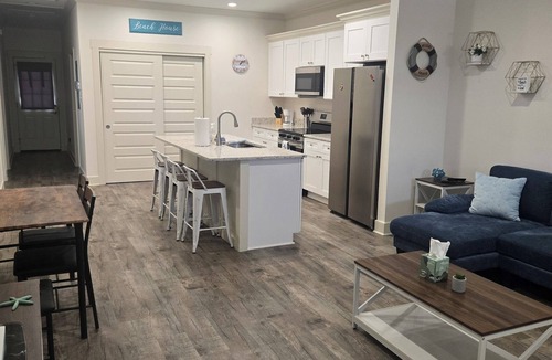 Picayune House | 3-bedroom townhome in delightful Picayune very modern and clean unit A