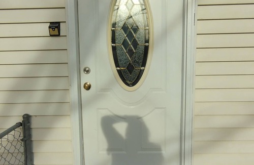Mound House | 3-bedroom with AC, fenced yard on a leafy, peaceful dead-end for monthly stays
