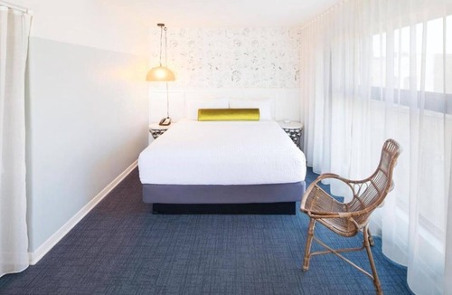 Venice Hotel | 3 Couple Beachside Suite near LAX Minutes from Local Attractions, Free Breakfast
