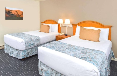 Solvang Hotel | 3 Family-Friendly Units, Continental Bfast, Near Hans Christian Andersen Museum