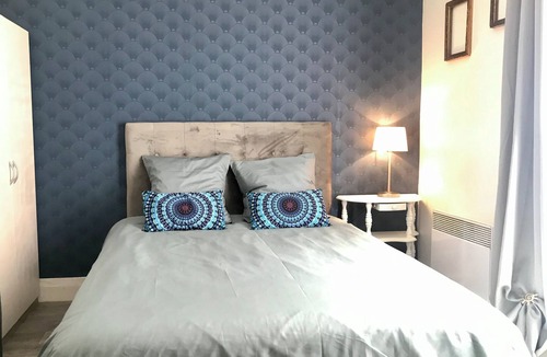 Quartier de Rochechouart Apartment | 3 Pièces de Charme Montmartre Sacré Cœur