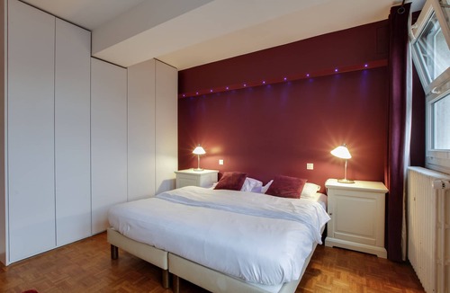 15th Arrondissement Apartment | 3 room apartment, furnished, Lamotte-Picquet Grenelle district