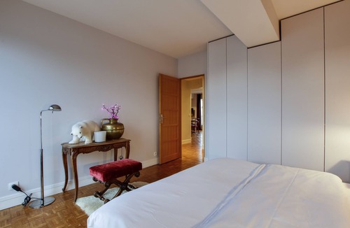 15th Arrondissement Apartment | 3 room apartment, furnished, Lamotte-Picquet Grenelle district