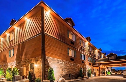 Minocqua Hotel | 3-Star Hotel ∙ Best Western Plus Concord Inn
