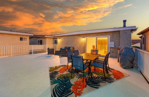 Oxnard Shores House | 30+ Night Stay! Great Location, Walk2Sand, Patio View
