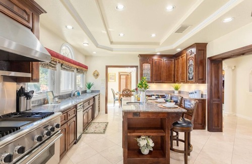 Perris House | 30+ Night Stay! Stunning House W/Pool & Spa, Bridal Suite, Views!