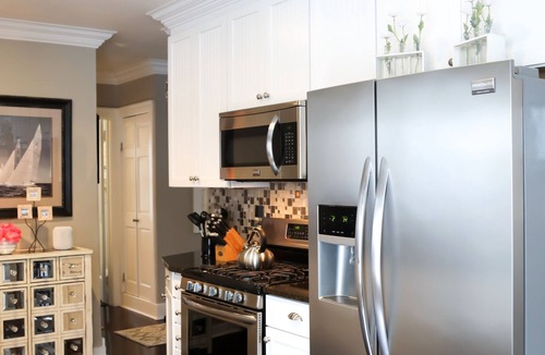 Elkhart Lake House | 30 Second Walk To Downtown