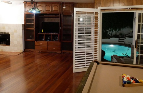 Ladera Heights House | 4,500+ sqft house with pool: 5 bedroom + 2 Dens & 5 bath home Centrally located