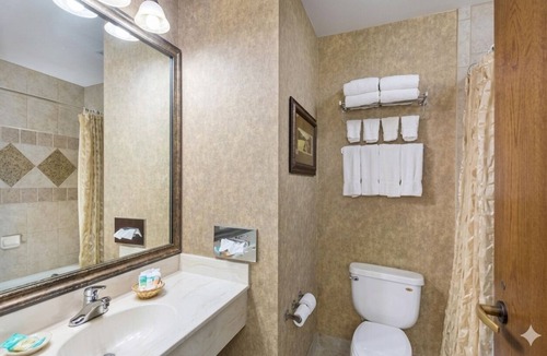 Alexandria Cottage | 4-Bedroom Alexandria Cottage, Lake Darling