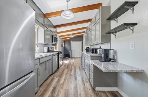 Alexandria Cabin | 4 Bedroom cabin featuring breathtaking views and clean water just steps away!