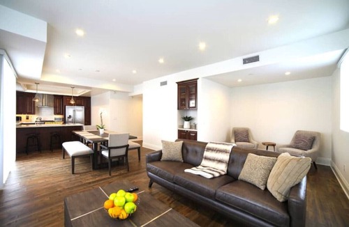 Pico - Robertson House | 4 Large Bedrooms | Prime LA Location