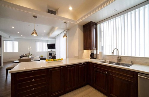 Pico - Robertson House | 4 Large Bedrooms | Prime LA Location