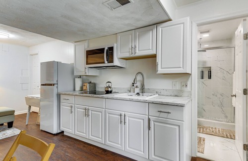 Aspen Hill Apartment | 4 Mi to Lake Bernard Frank! Bright Unit w/Patio