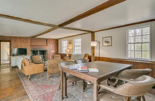 Dover House | 4 Mi to Noannet Pond: Pet-Friendly Home w/Yard