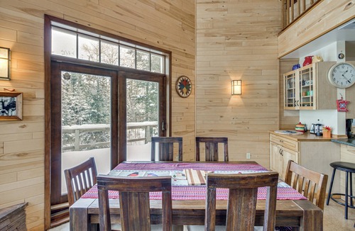 Tower Cabin | 4-Season Recreation: Secluded Pike River Cabin