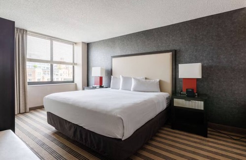 West End Apartment | 4 Units | DC Stay near National Mall | Walk to Georgetown Shops & Dining