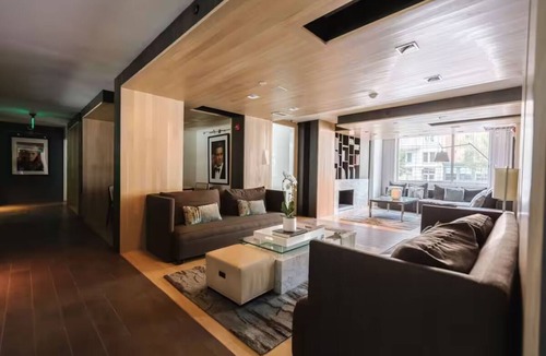 West End Apartment | 4 Units | Spacious Family Stay in DC | Kitchen & Gym | Near Iconic Landmarks