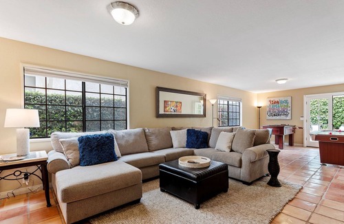 Oxnard Shores House | 4850A - Amalfi Coast