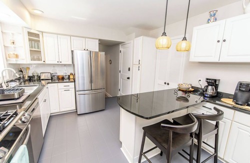 Anchorage House | 4BR Family Retreat Near Annapolis w/Large Yard