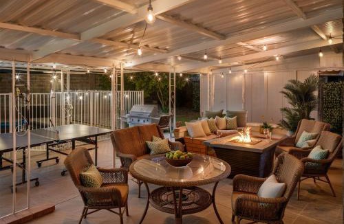 Simi Valley House | 4BR Home for Groups Private Pool and Games