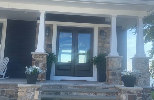 Butte Des Morts House | 5-8 bed 5.5-8.5 bath custom built lake house.