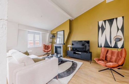 Notre-Dame-des-Champs Apartment | 5.Amazing View near Tour Eiffel & Bon marché