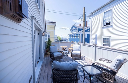 Historic Hill House | 5 Bed 4.5 Bath Newly Renovated Downtown Newport Gem