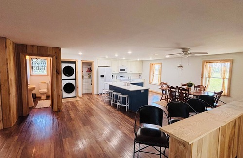 Smyrna House | 5 Bedroom Barndo at Historic Pratt Farm Lodge in Smyrna, DE. Sleeps up to 16