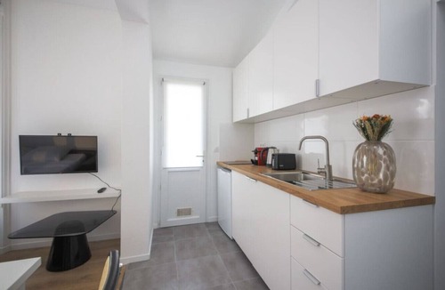 15th Arrondissement Apartment | 5#Studio#2 People#Paris 15#Retail#AC