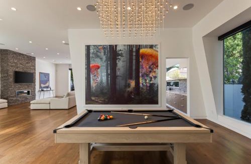 Fairfax District House | 5BR Modern West Hollywood Retreat