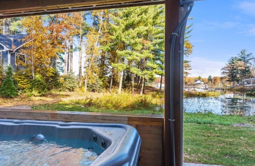 Crosslake Cabin | 6000 sq ft Whitefish Lake Chain home with year around hot tub & gym!
