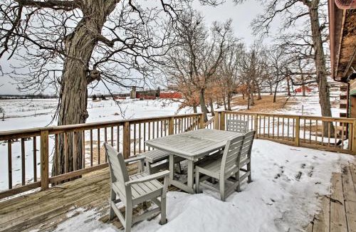 Burlington House | 7-Acre Working Farm Near Lake Geneva: Pets Welcome