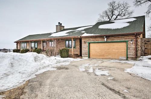 Burlington House | 7-Acre Working Farm Near Lake Geneva: Pets Welcome