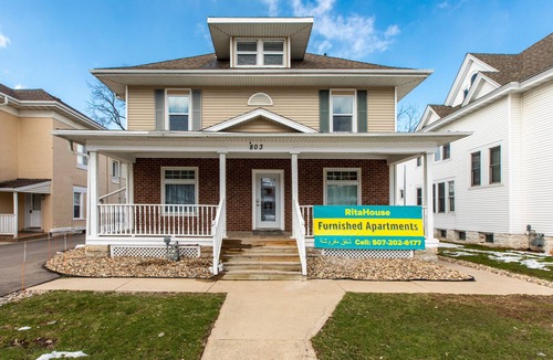 Kutzky Park Apartment | 8036-WALK to Mayo-Cozy&Chic 1 BR APT with free parking.