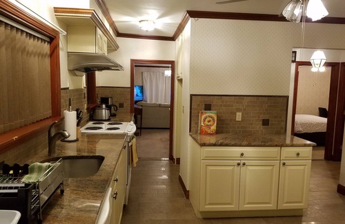 Strawberry Hill Apartment | A beautiful 3BR Apartment near Harvard and MIT.