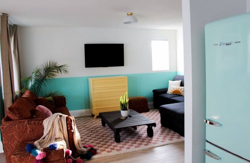 Rossmore Apartment | A boutique waterfront retreat made for groups — every suite reserved for your party, with on-site team to help you make the most of PEC.