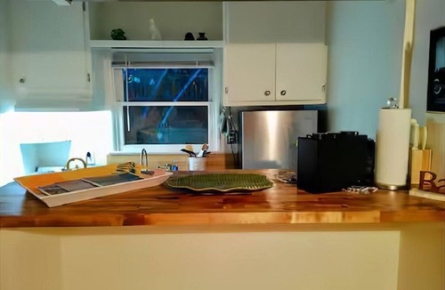 Desert Hot Springs Apartment | A cozy studio in a duplex far off the road. Near national park and mineral spas