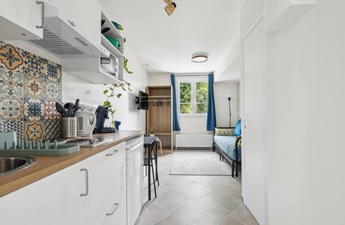 Chelles Apartment | A Deux Pas de la Gare #2- All Comfort with Disney Paris Wifi* - A Two Steps from the Station