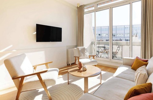 Vivienne Apartment | A Luxurious 3BR/3BA with A/C in Opéra-Bourse