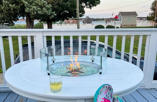 Bliss Corner Cottage | A New England coastal cottage with a little taste of Texas - dog friendly