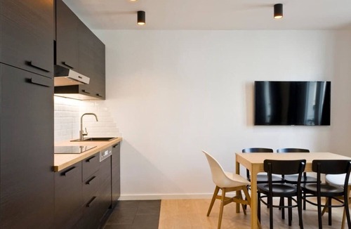 Charonne Apartment | A Pleasant 2-BR near Nation and Charonne