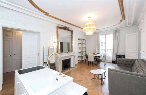 Champs-Elysees Apartment | A Sumptuous 2-BR apartment in the Champs-Elysées